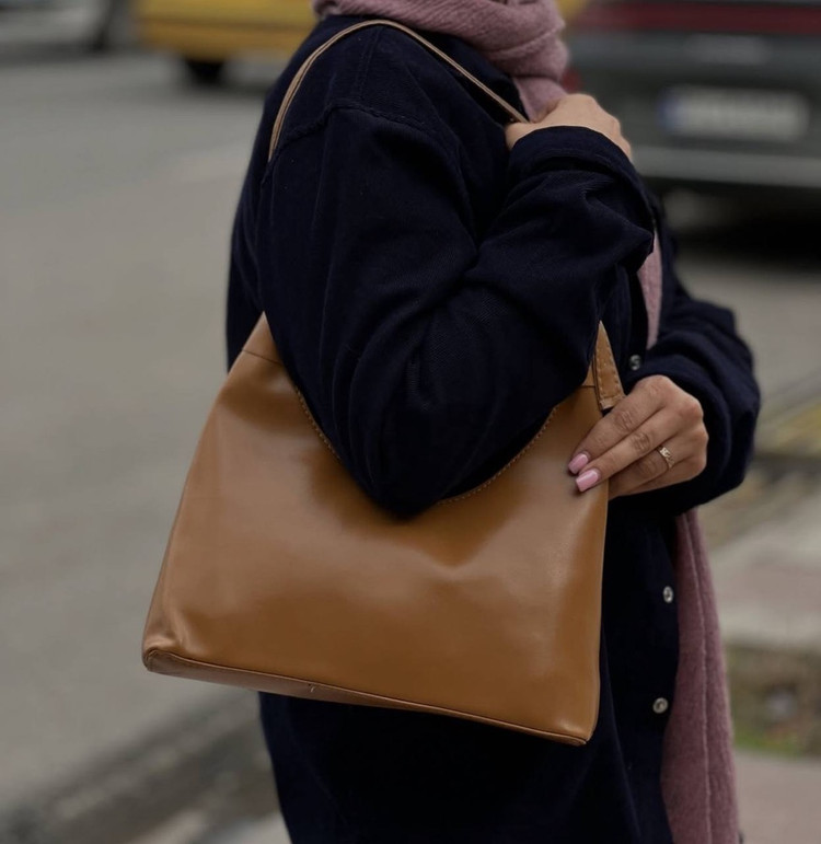 کیف لنا نمای کناری